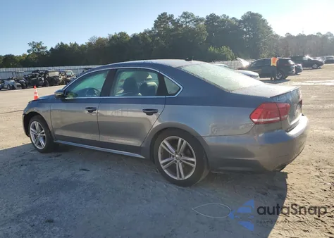 2012 Volkswagen Passat Se z USA, uszkodzony, nr VIN 1VWBM7A39CC058512